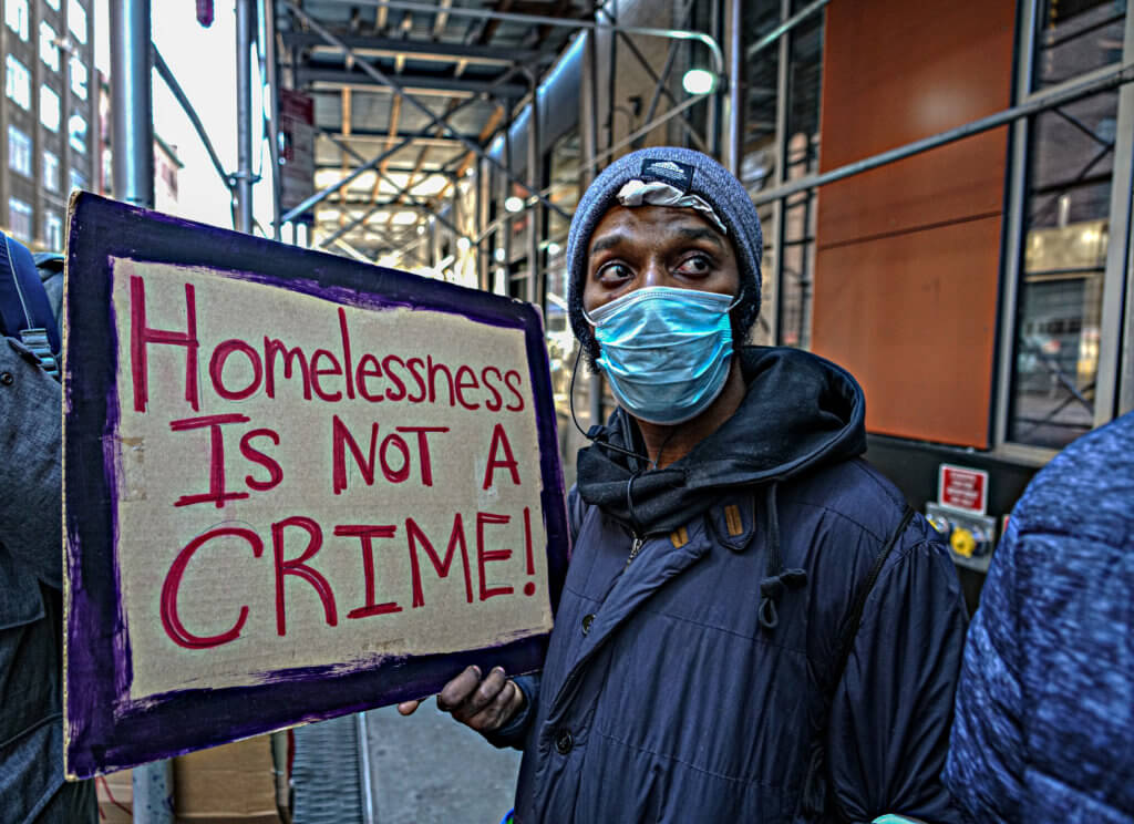 The battle for Chelsea: How a COVID symptom has started a social war 2