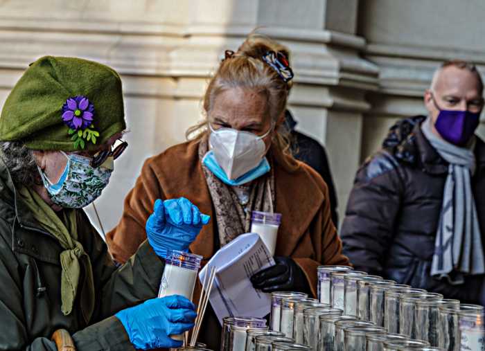 Cathedral of St. John the Divine prays for peace ahead of the inauguration 4