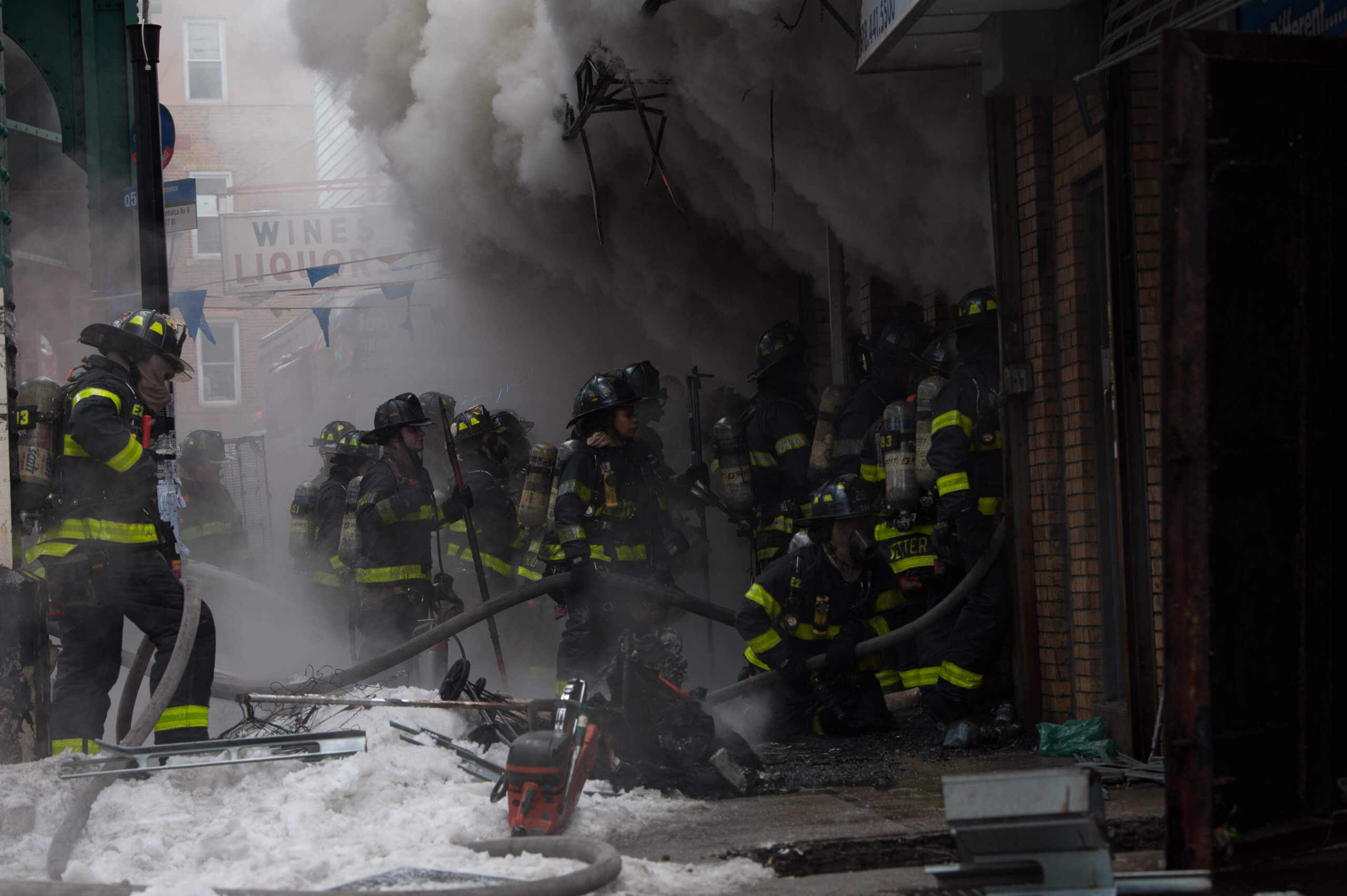 Dollar store in Queens destroyed by five-alarm blaze: FDNY 4