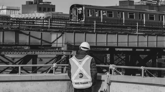 'Were we scared to do this job? Absolutely': MTA workers look back at a year of COVID-19 2