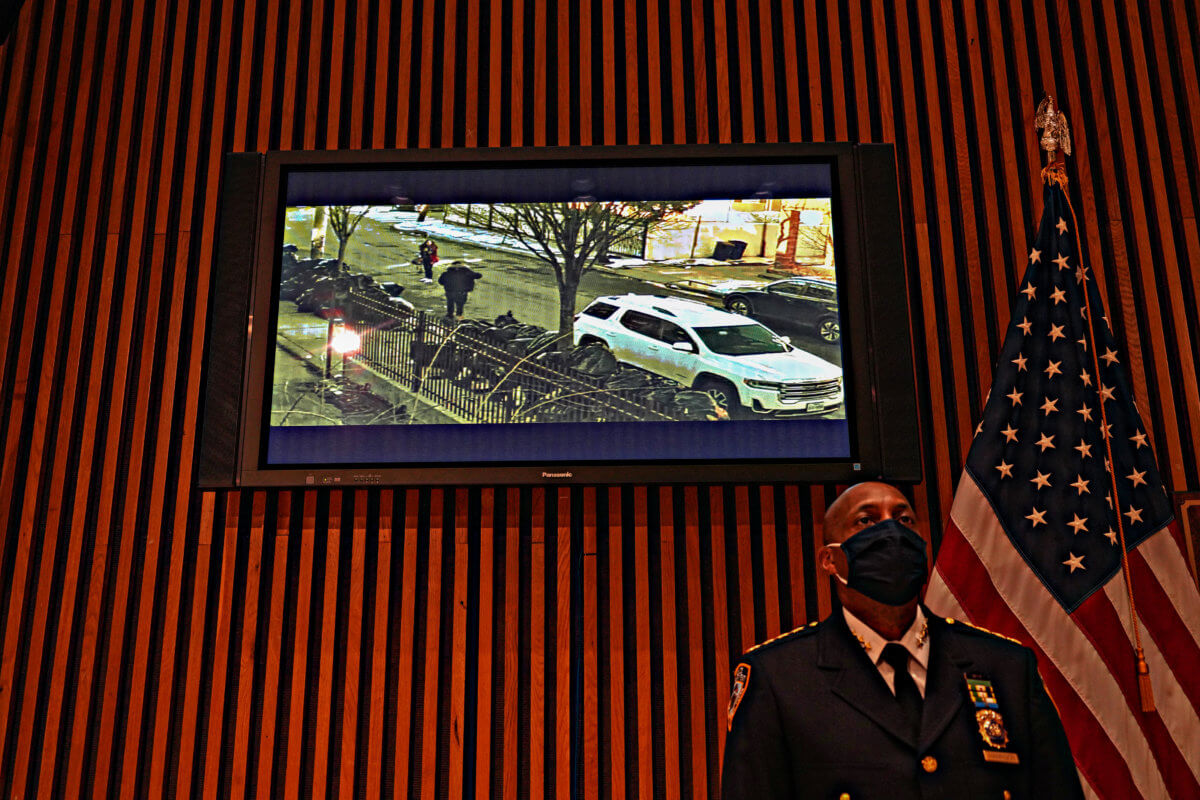 Shea dispels NYPD no-knock warrant myths, has eye on possible Chauvin trial protests in NYC 3