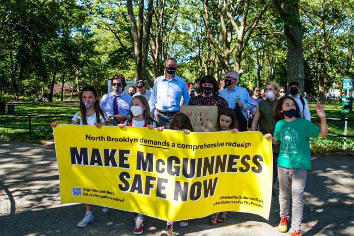 De Blasio pledges $39M to fix Brooklyn's McGuinness Boulevard 7