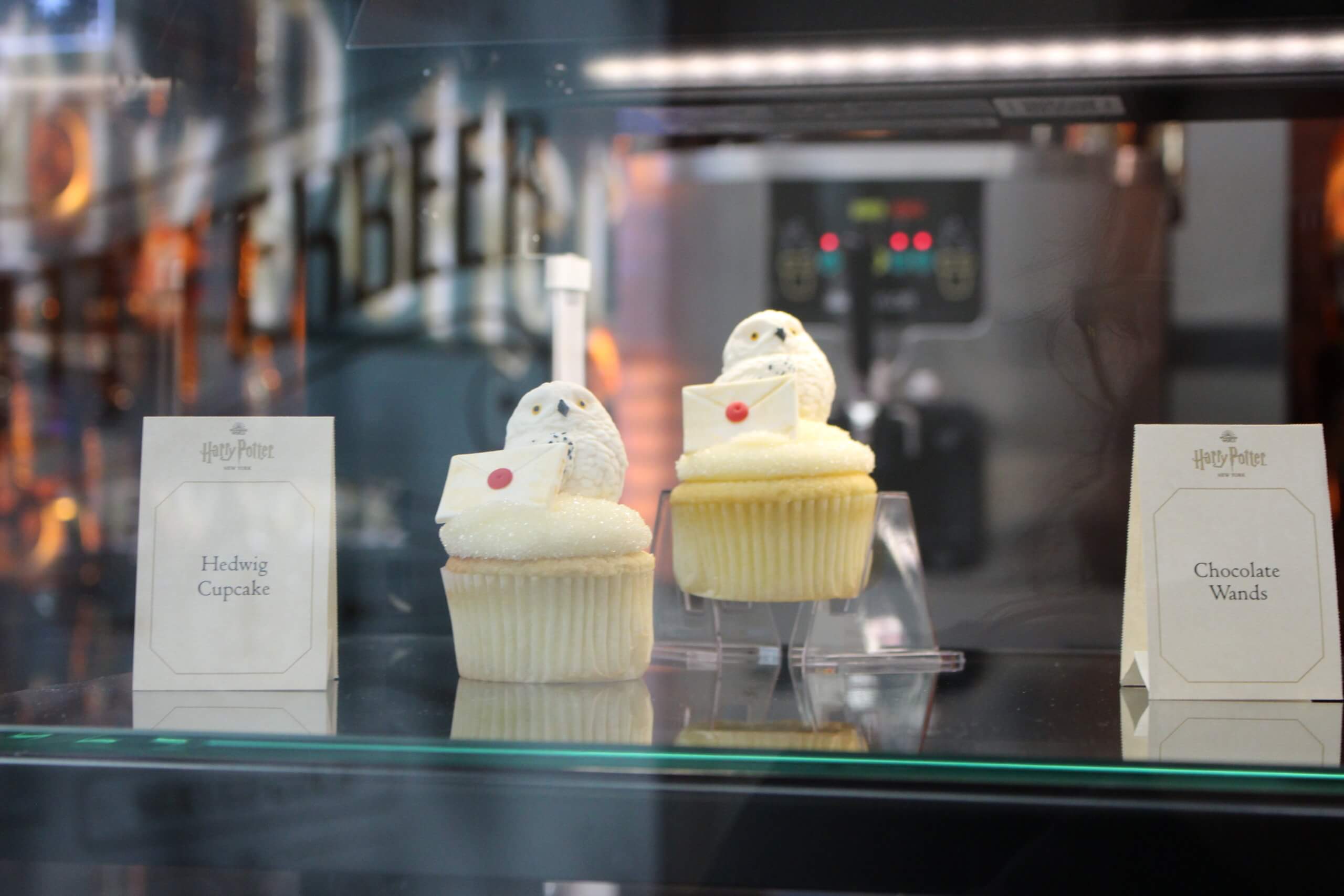 An inside look at Harry Potter New York's Butterbeer Bar with actress Evanna Lynch 10