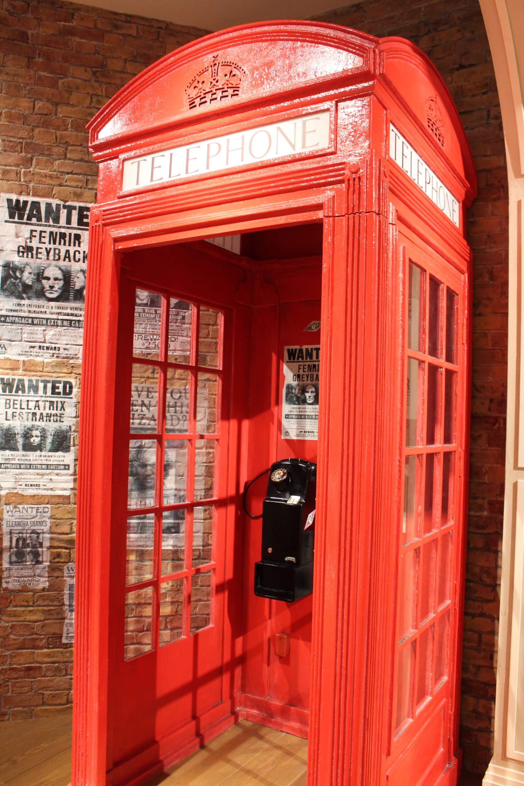 PHOTOS: Take a look inside the Flatiron District's new spell-binding Harry Potter New York store 29