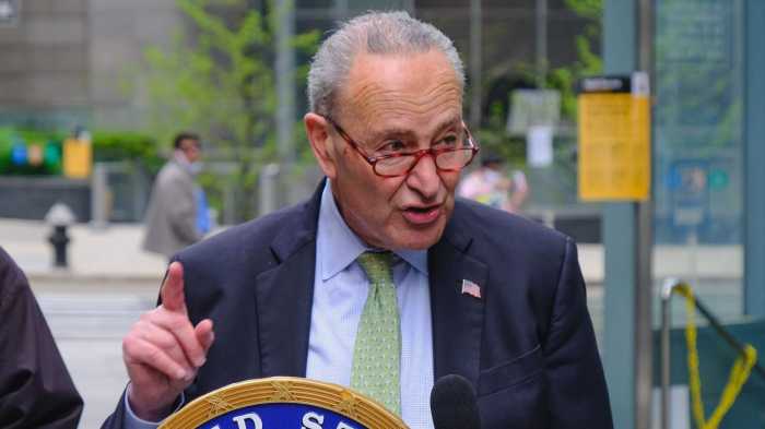 Schumer encourages New York City orgs to cash in on vaccine outreach grants 2