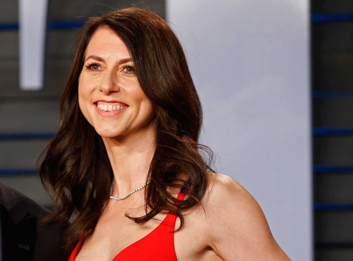 MacKenzie Scott is seen at the Vanity Fair Oscars Party in Beverly Hills, California