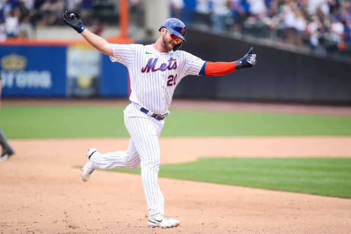 Alonso's power, McNeil's clutch double vault Mets to victory over Blue Jays 1