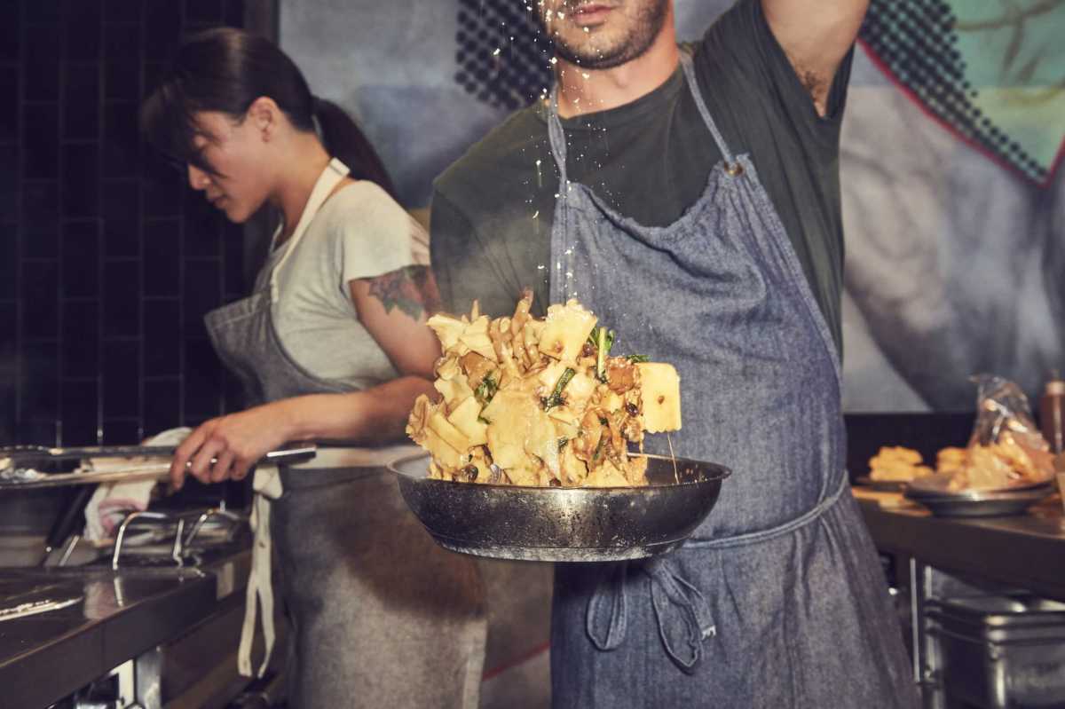 SCENARIO-2_RESTAURANT_COOKING_0069-1