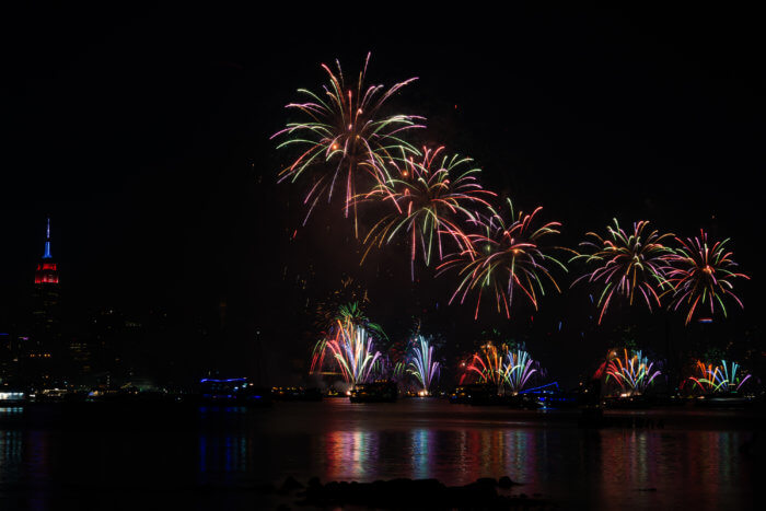 Macy's 4th of July Fireworks return bigger and better than ever 15