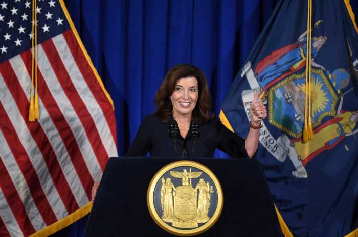 Hochul signs law to expand SNAP benefits to restaurants 4
