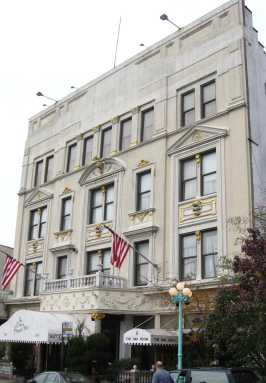 Grand_Prospect_Hall_jeh