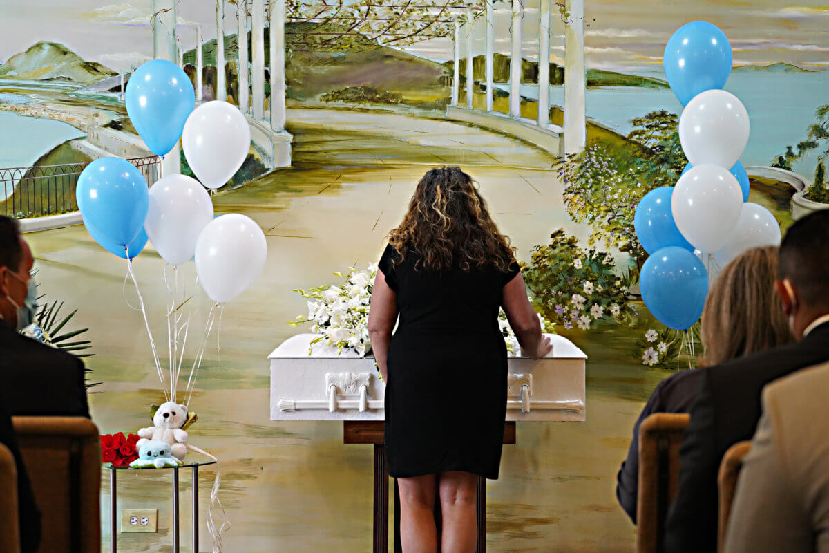 NYPD holds funeral for newborn twins murdered in unsolved Bronx case 9