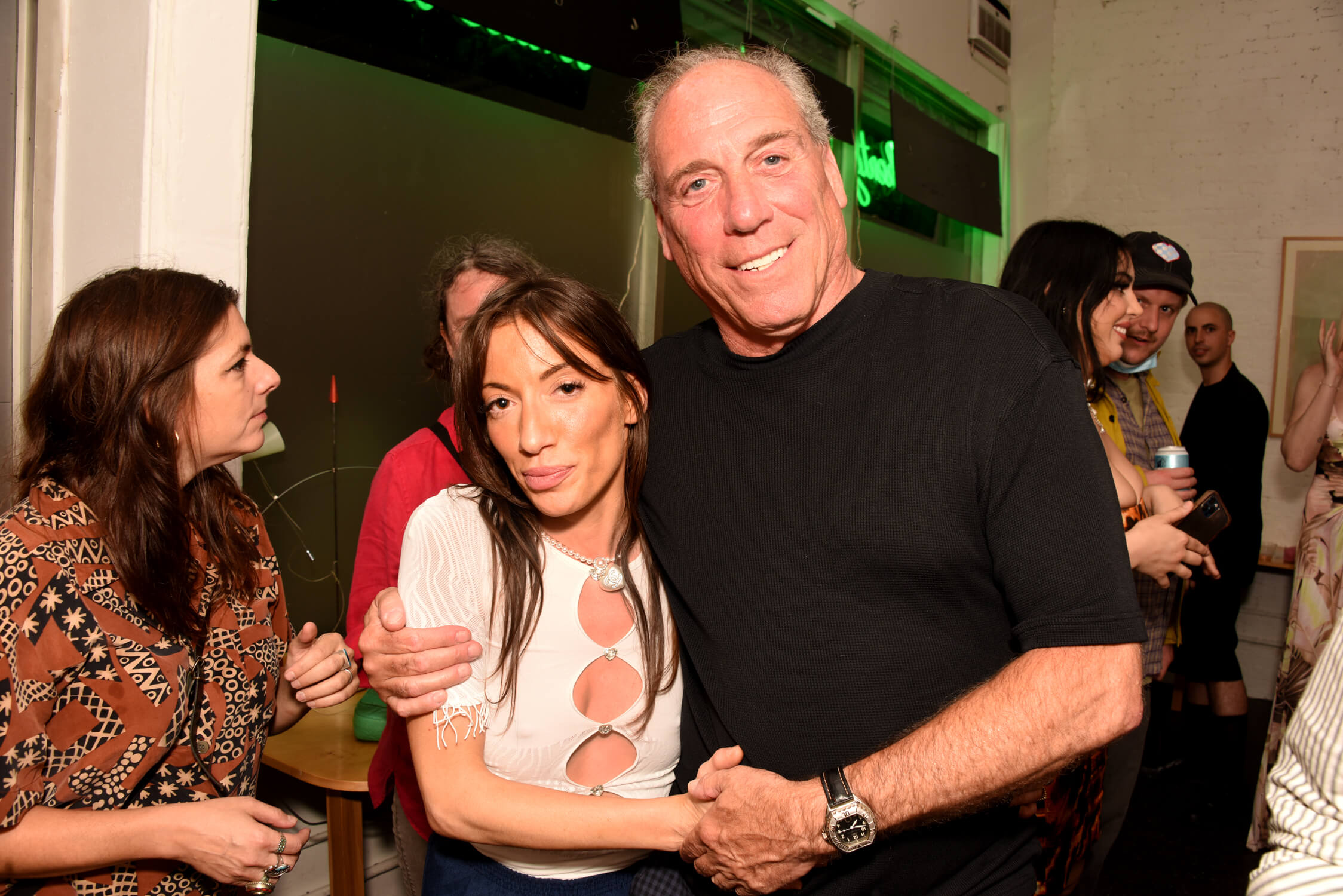 Unique performance art experience with an Irish pub theme opens in East Village 16