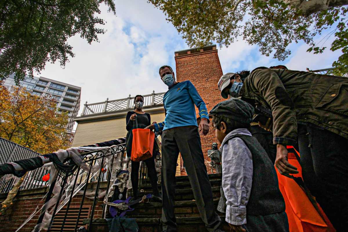 1B2A8810-2 copy 2 re