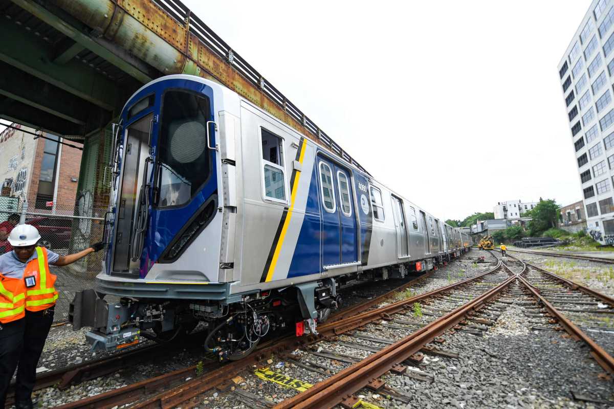 New subway cars in fleet
