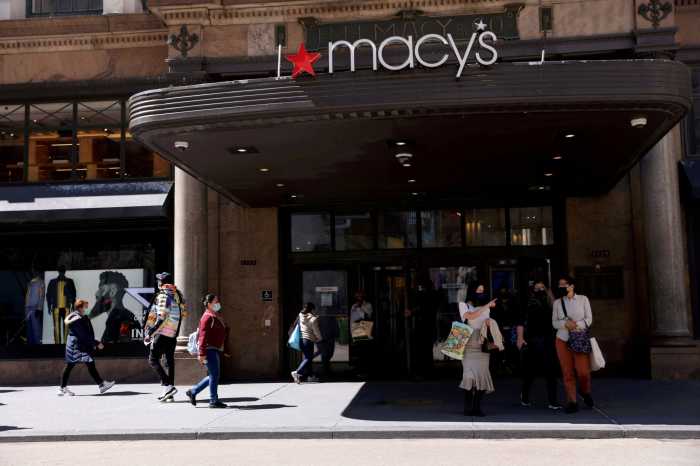 U.S. department stores ready for holiday season as early moves to stock up pay off 8