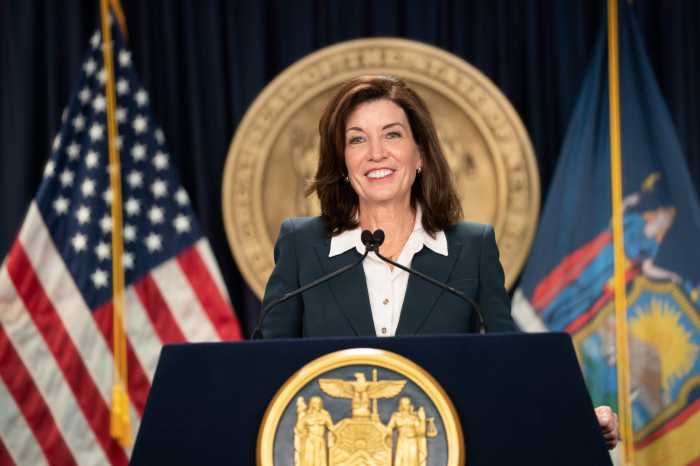 Can't talk right now: Hochul says she's 'too busy' to comment on Cuomo sex crime charges, Tish James challenge 4