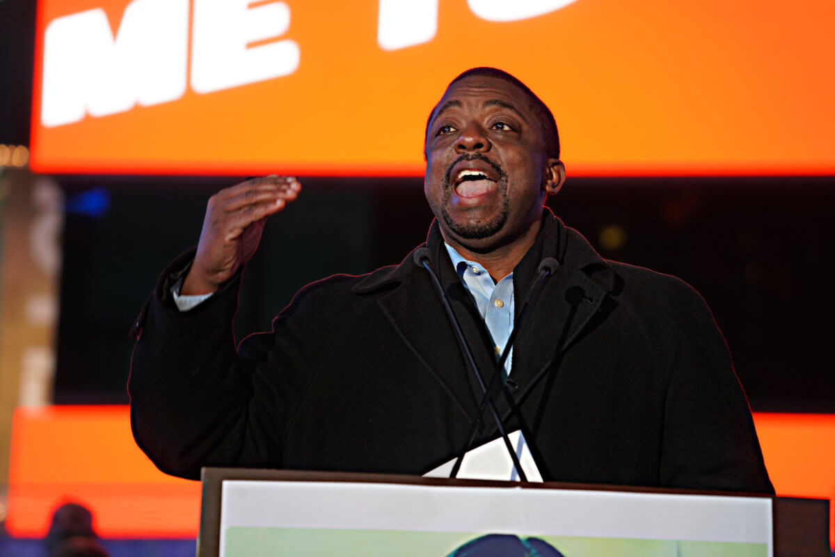 Hundreds gather for Times Square vigil of Michelle Alyssa Go, victim of deadly push in front of train 13