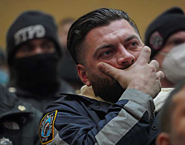 Reporter's Notebook | Murder of Harlem police officer brings City Hall and city's cops together in grief and action 4