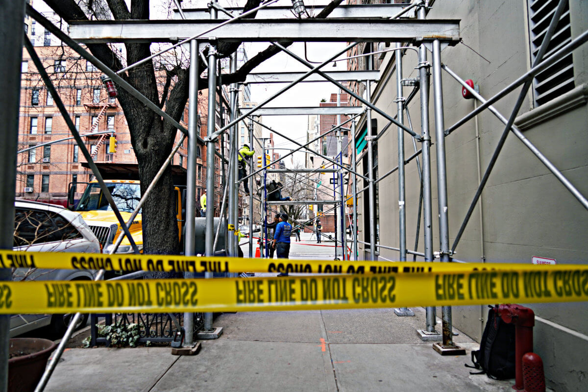 Mother and child struck by scaffolding debris suffer minor injuries in Upper West Side 3
