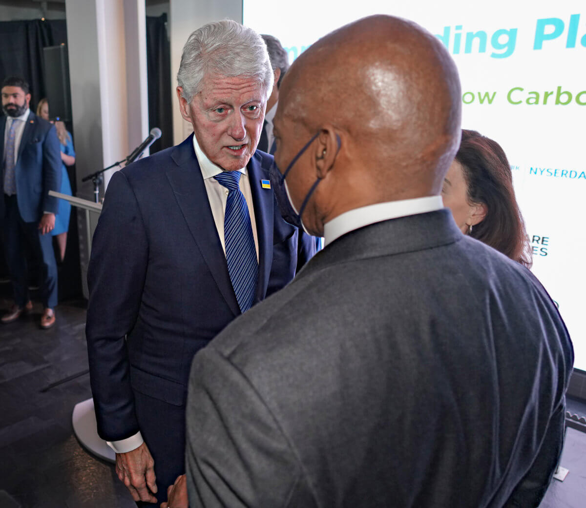 Being 'bold enough to face the future': Adams, Hochul and former President Clinton laud Empire State Building's new green tech 11