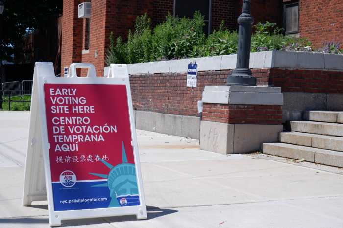 New Yorkers trickle in for early voting in first of two summer primaries 5 Early voting in June 2022