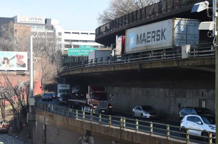 EXCLUSIVE | Feds reject city's $800M grant applications to redesign crumbling BQE cantilever 12 The BQE's triple cantilever section in Brooklyn Heights.