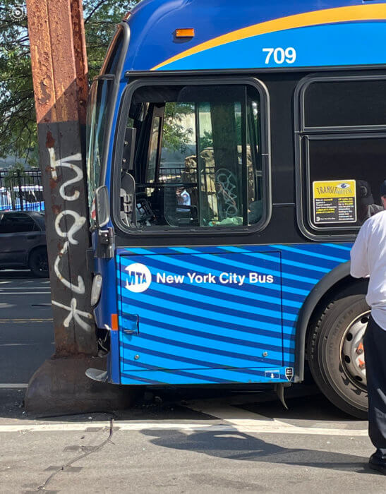 MTA bus driver seriously injured after crashing into Bronx elevated train track pillar 3