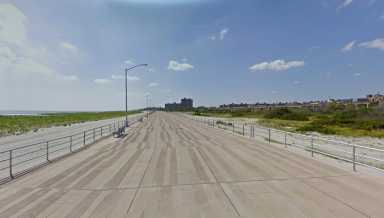 Rockaway boardwalk at Beach 47th