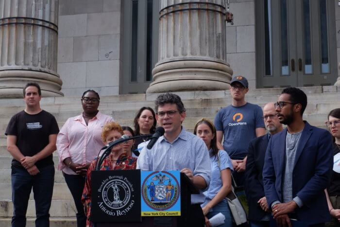 Brooklyn pols rally for congestion pricing on eve of public comment period ending 3 Council Member Lincoln Restler speaks outside Brooklyn Borough Hall