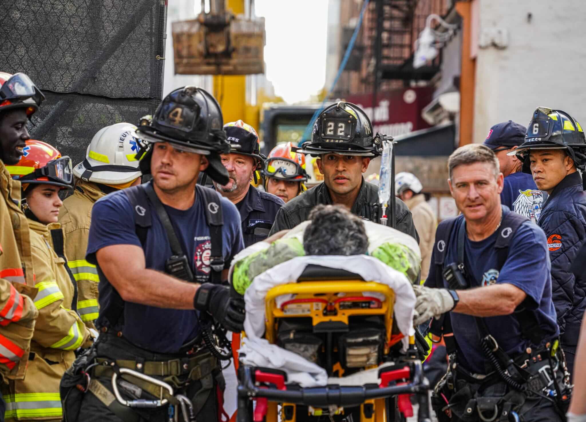 Dramatic rescue: Man falls down 25-foot hole at Upper East Side construction site 11