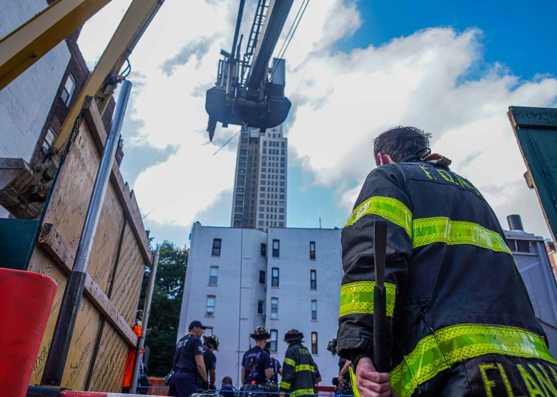 Dramatic rescue: Man falls down 25-foot hole at Upper East Side construction site 8