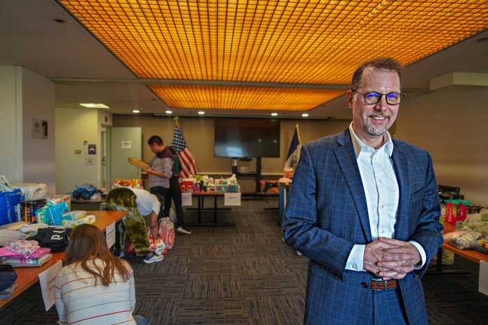 'The response has been overwhelming': Manhattan BP Levine collects clothing donations for arriving migrants 12 Manhattan borough president Mark Levine