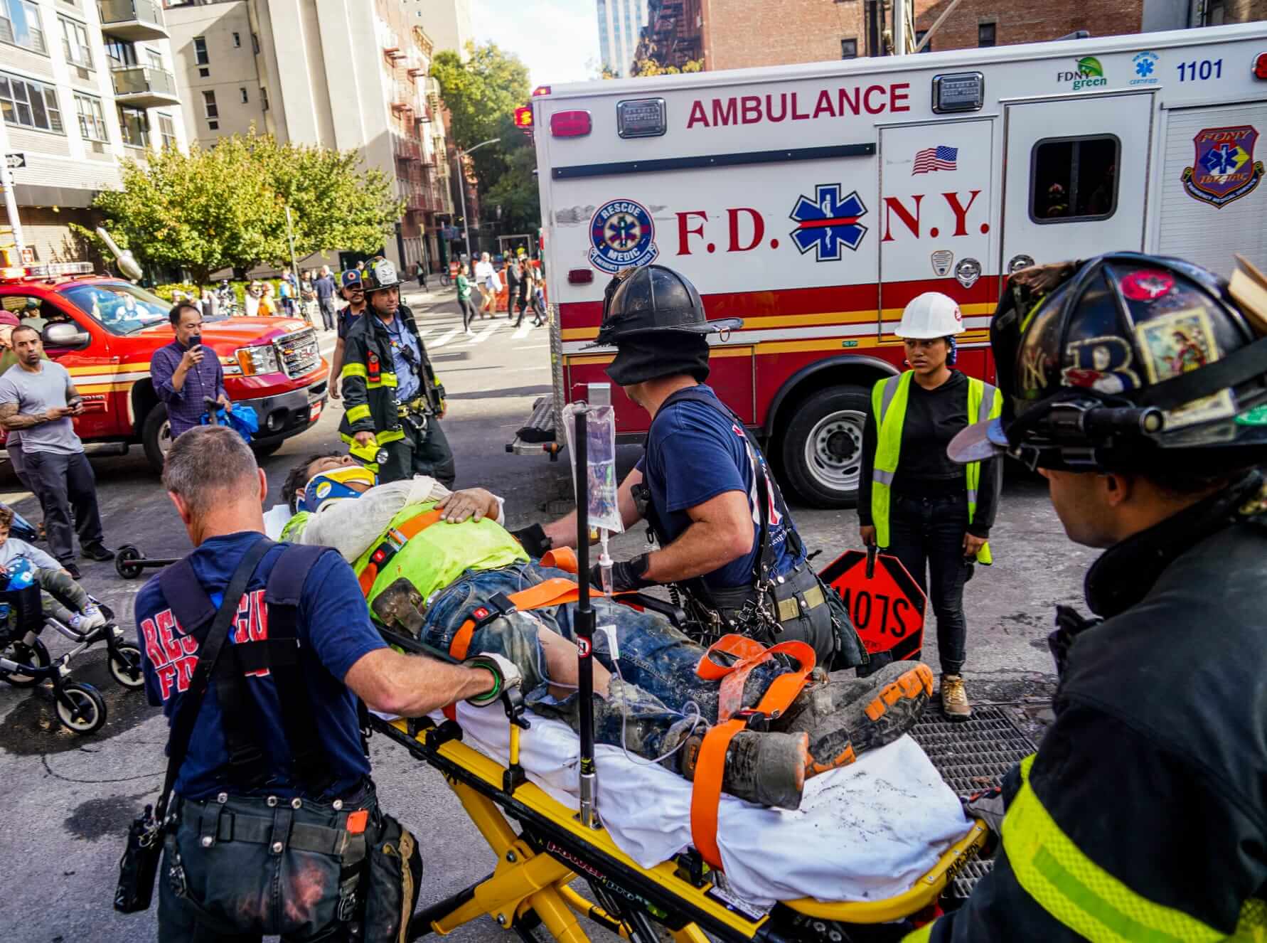 Dramatic rescue: Man falls down 25-foot hole at Upper East Side construction site 12