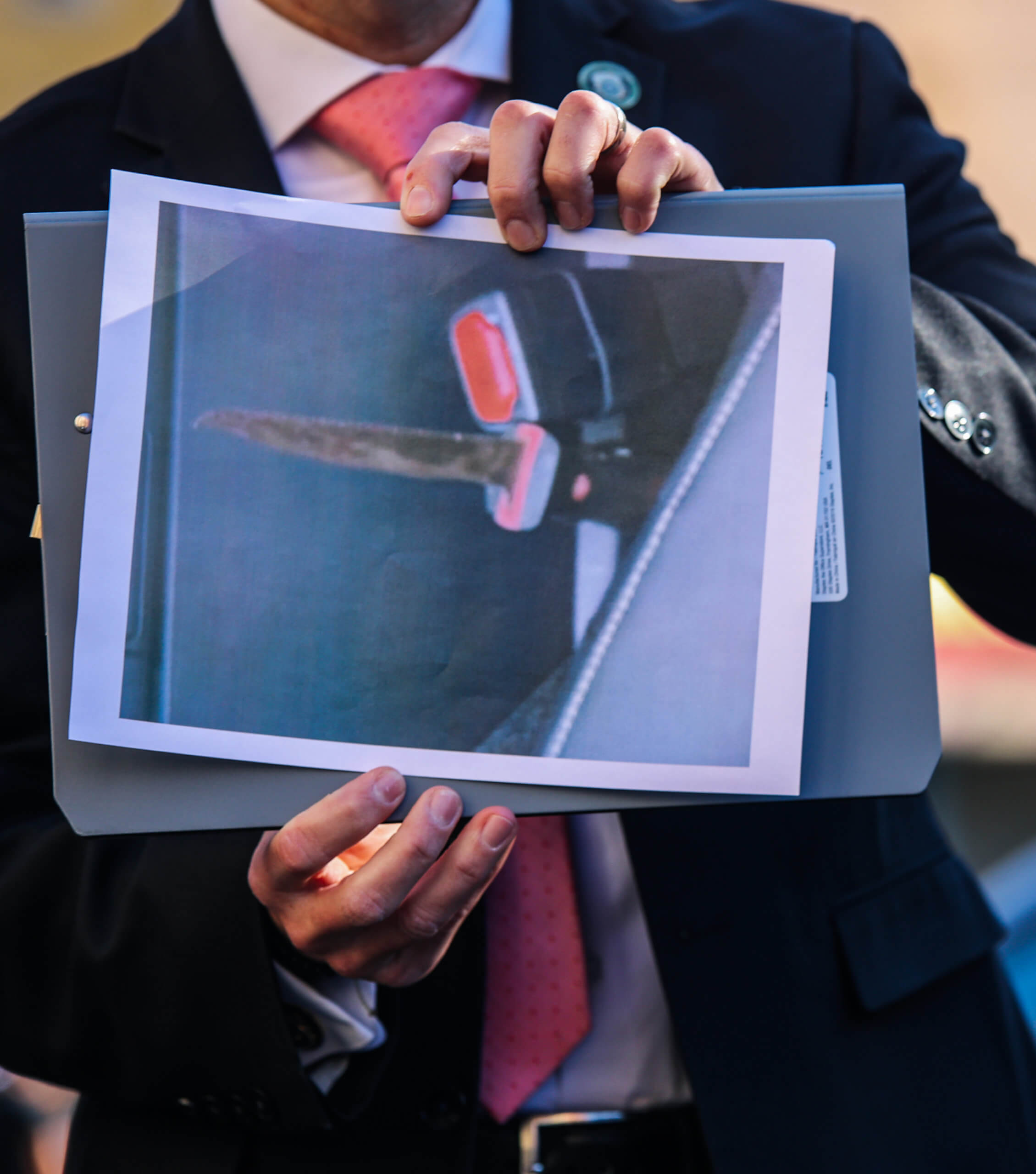 One dead, another injured after Bronx fight ends with police shooting 7