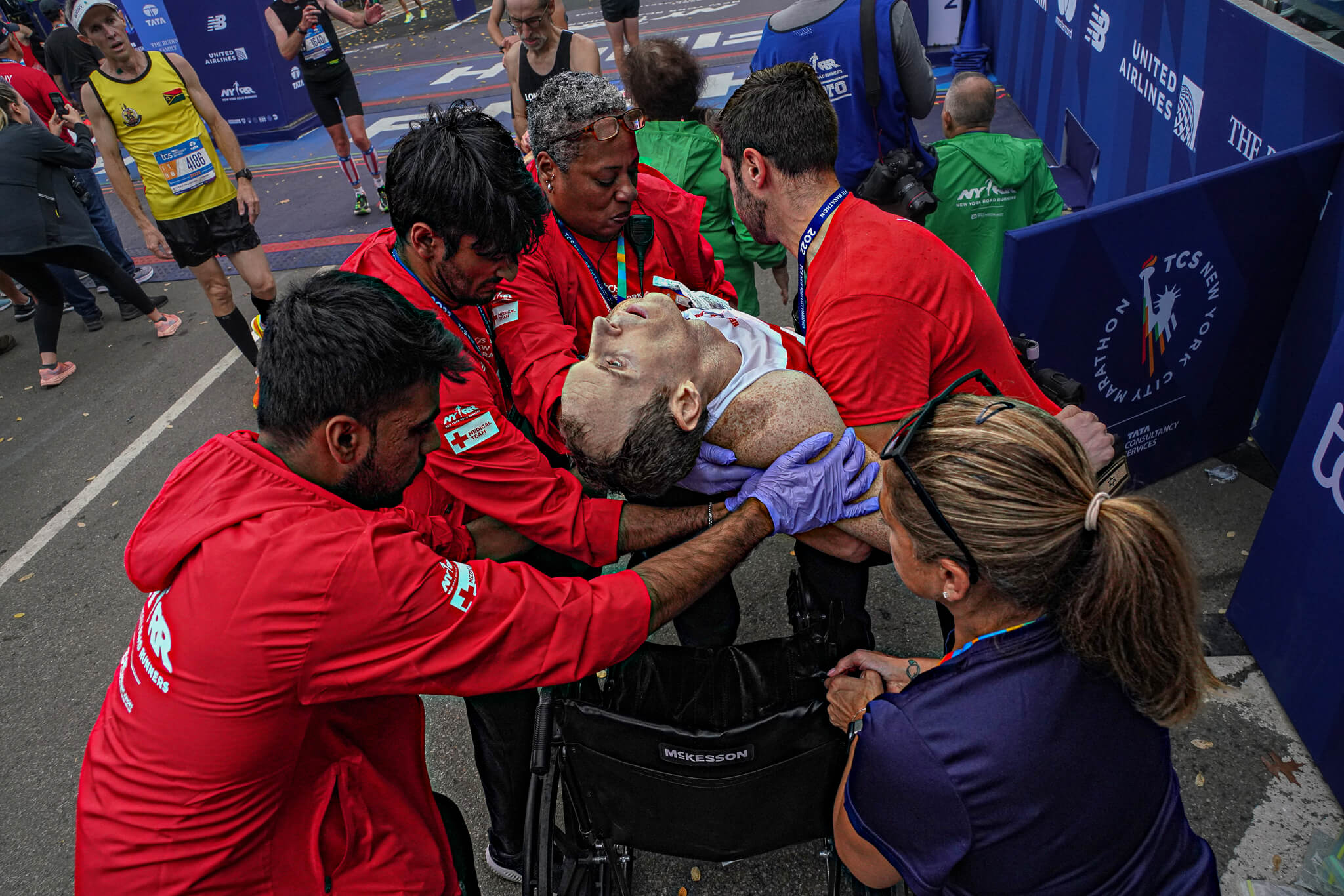Exhaustion and elation: NYC Marathon finish line evokes range of emotions for thousands of runners 6