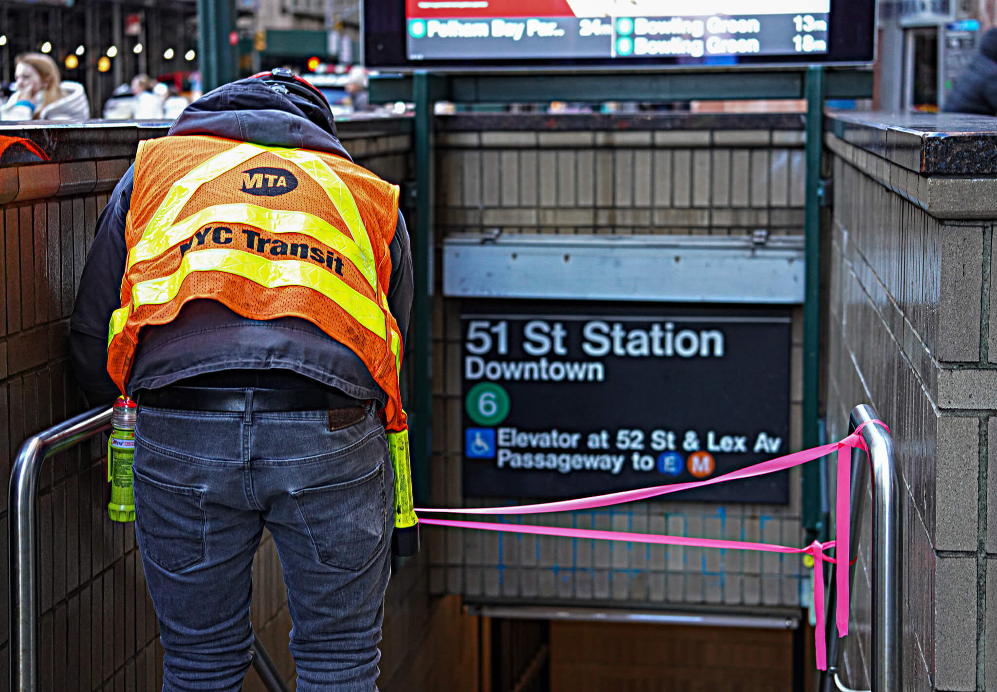 Death on the 6 line: Man electrocuted on third rail, struck by train in Midtown 3 Incident Scene