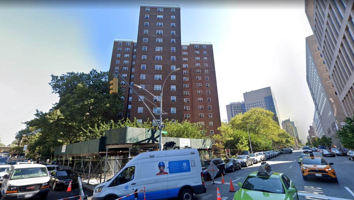 East Harlem execution: Man shot dead at public housing complex 3 East Harlem execution at Carver Houses