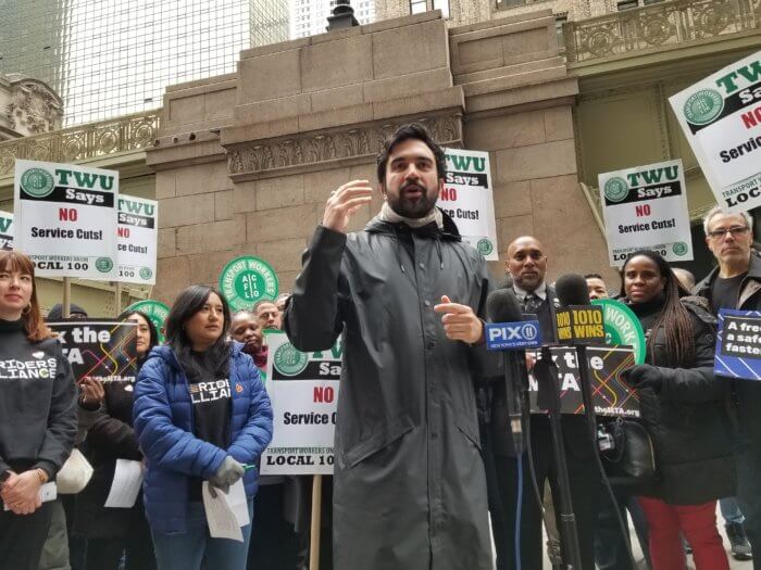 Advocates, labor urge Hochul to bulk up MTA budget, expand service 5