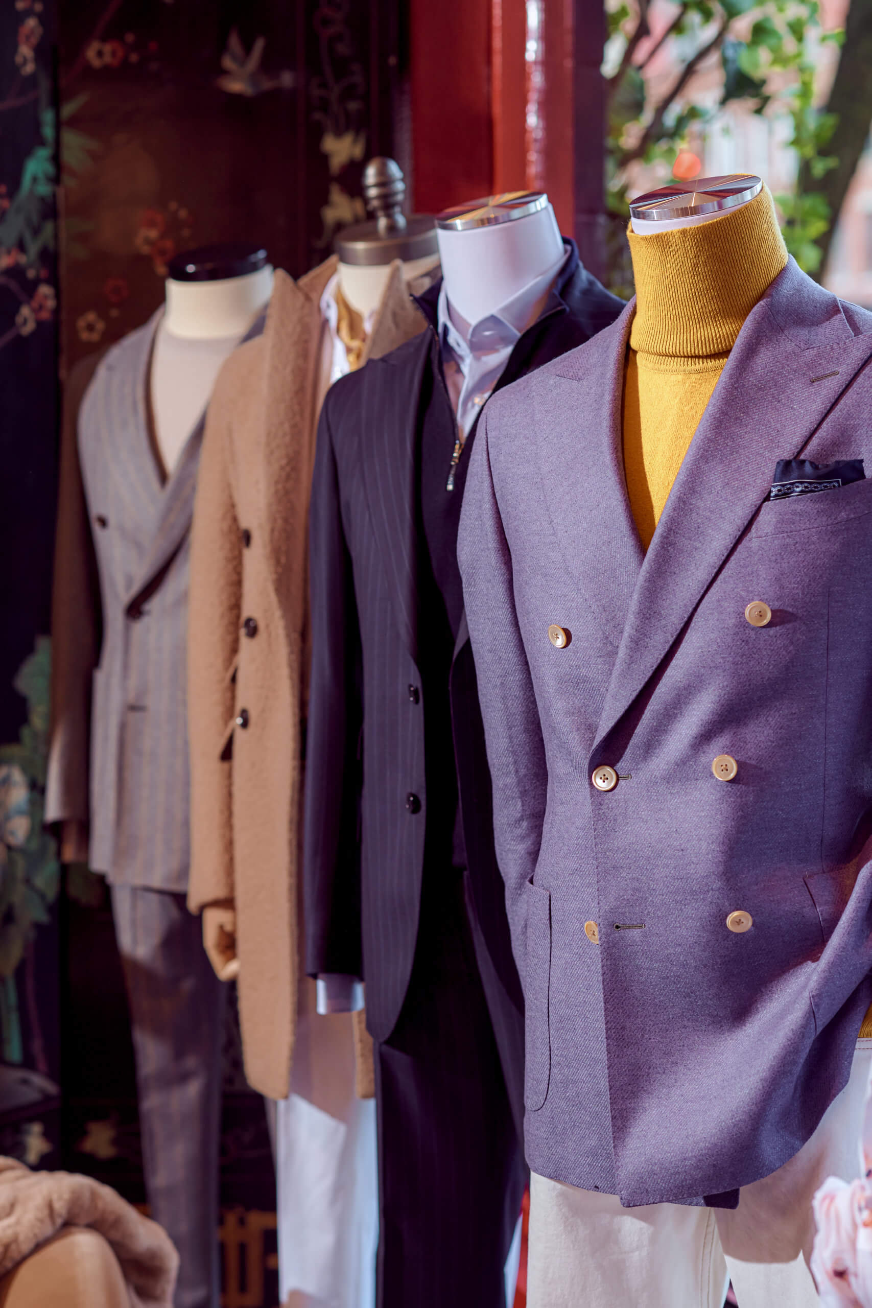 New store specializing in custom men's apparel opens for business in SoHo 8