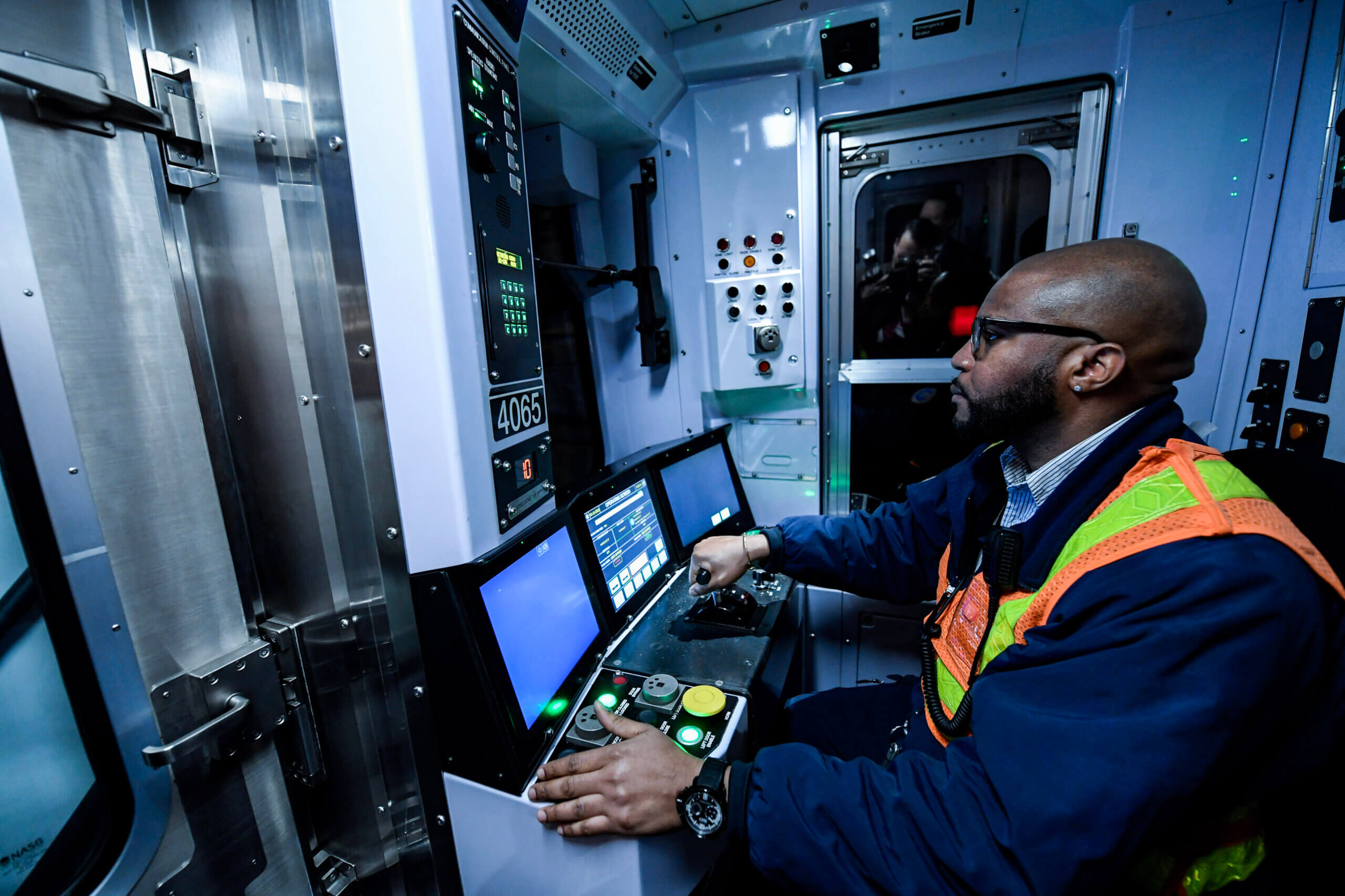 Latest subway cars roll into service, start their journey on the A line 7 Train Operator Tito Thorpe operates the inaugural run of the new R211 train