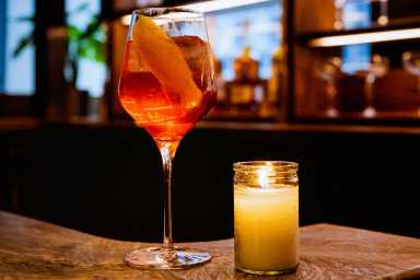 Gov. Kathy Hochul is seeking to allow to-go cocktails permanently.