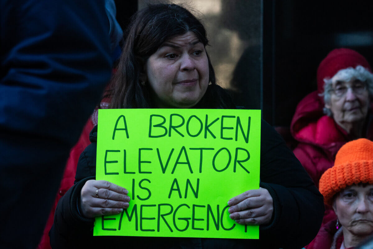 Fed up with the inconvenience, disability advocates demand reliable elevators at subway stations 6