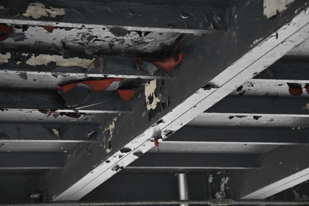 Lead paint off the elevated train line in Brooklyn