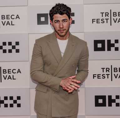 Nick Jonas, David Arquette hit the red carpet for Tribeca Festival’s premiere of The Good Half 12 DSC01782 copy-2