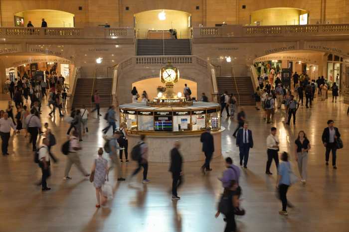 Calling all foodies! 5 new dining spots are set to open in Grand Central Terminal this year 5 people walking in Grand Central Terminal