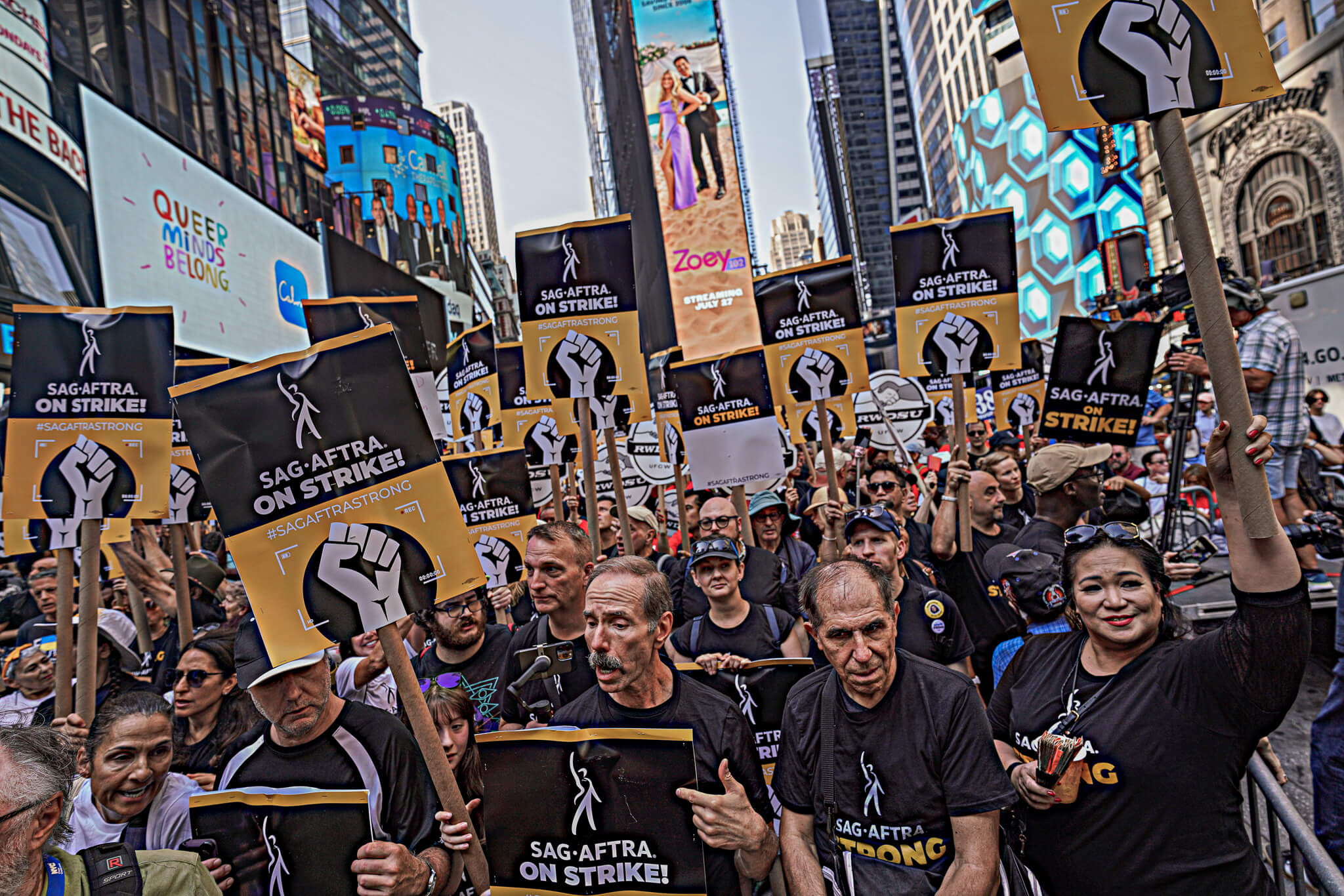 ‘The eyes of the world are upon us:’ Hollywood actors join massive Times Square picket amid SAG-AFTRA strike 19
