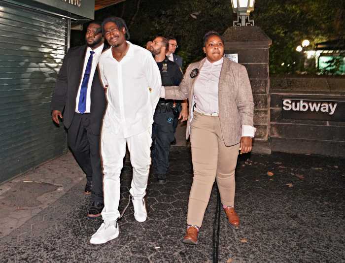 Herald Square stabbing: Cops cuff panhandler who allegedly attacked senior in subway station 5