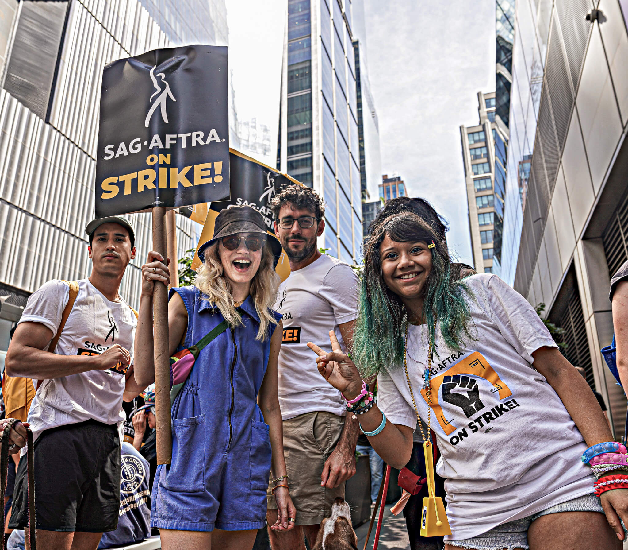 'Another day longer, another day stronger': Unions join SAG-AFTRA strike for National Day of Solidarity 12 People Supporting on Going Protest