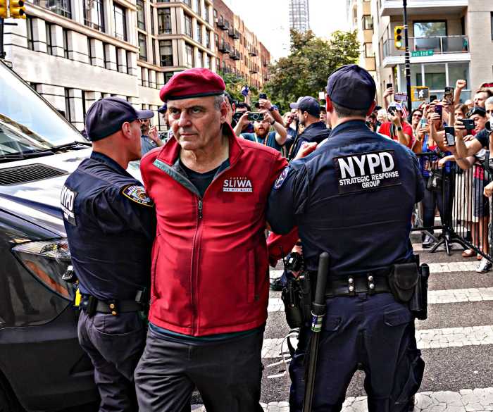 Mayor Adams rebukes Curtis Sliwa for Gracie Mansion protest, refers to him as a 'buffoon' 19 Curtis Sliwa during protest